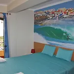 Supertubos Beach Vandrerhjem *