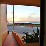 Supertubos Hostel