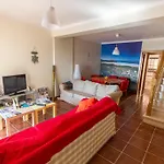 Vandrerhjem Supertubos Beach Atouguia Da Baleia