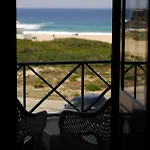 Хостел Supertubos Beach *
