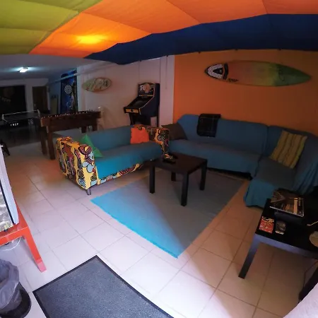 Supertubos Hostel Atouguia Da Baleia