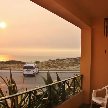 Supertubos Beach Vandrerhjem *