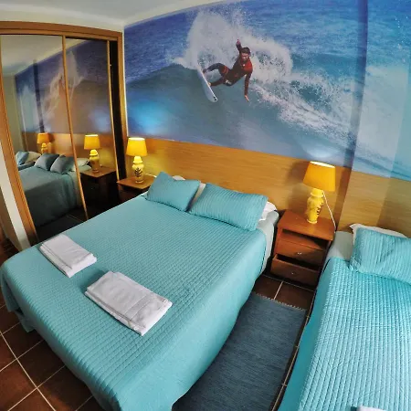 Hostel Supertubos
