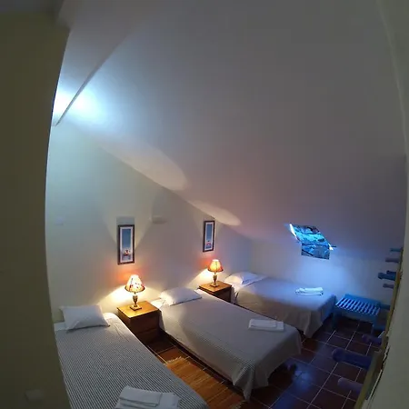 Hostel Supertubos *