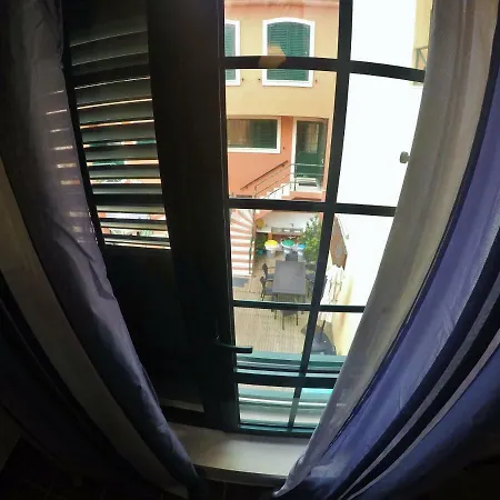 Supertubos Hostel