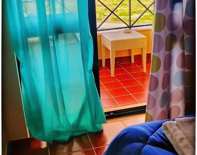 Supertubos Beach * Атогиа-да-Балейя