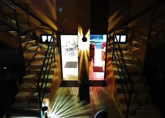 Supertubos Beach Хостел